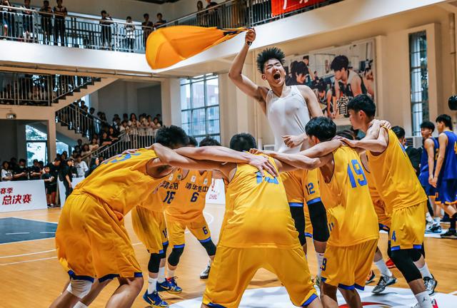 尼克斯队球员集训优异表现获认可的简单介绍