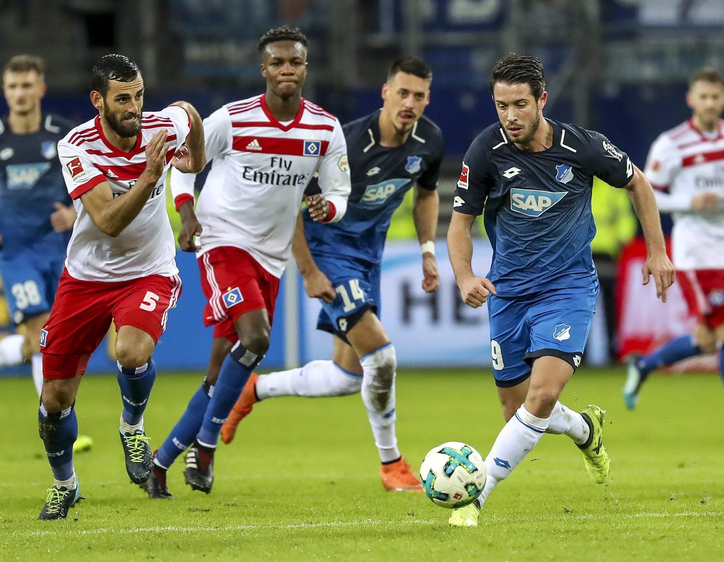 包含弗赖堡战术变化取得效果，豪取胜利的词条