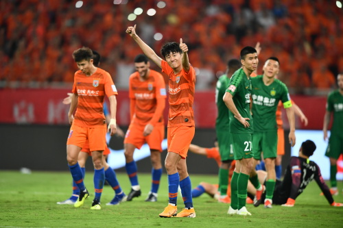 开云体育在线-包含国安迎战鲁能，谁能笑到最后？的词条