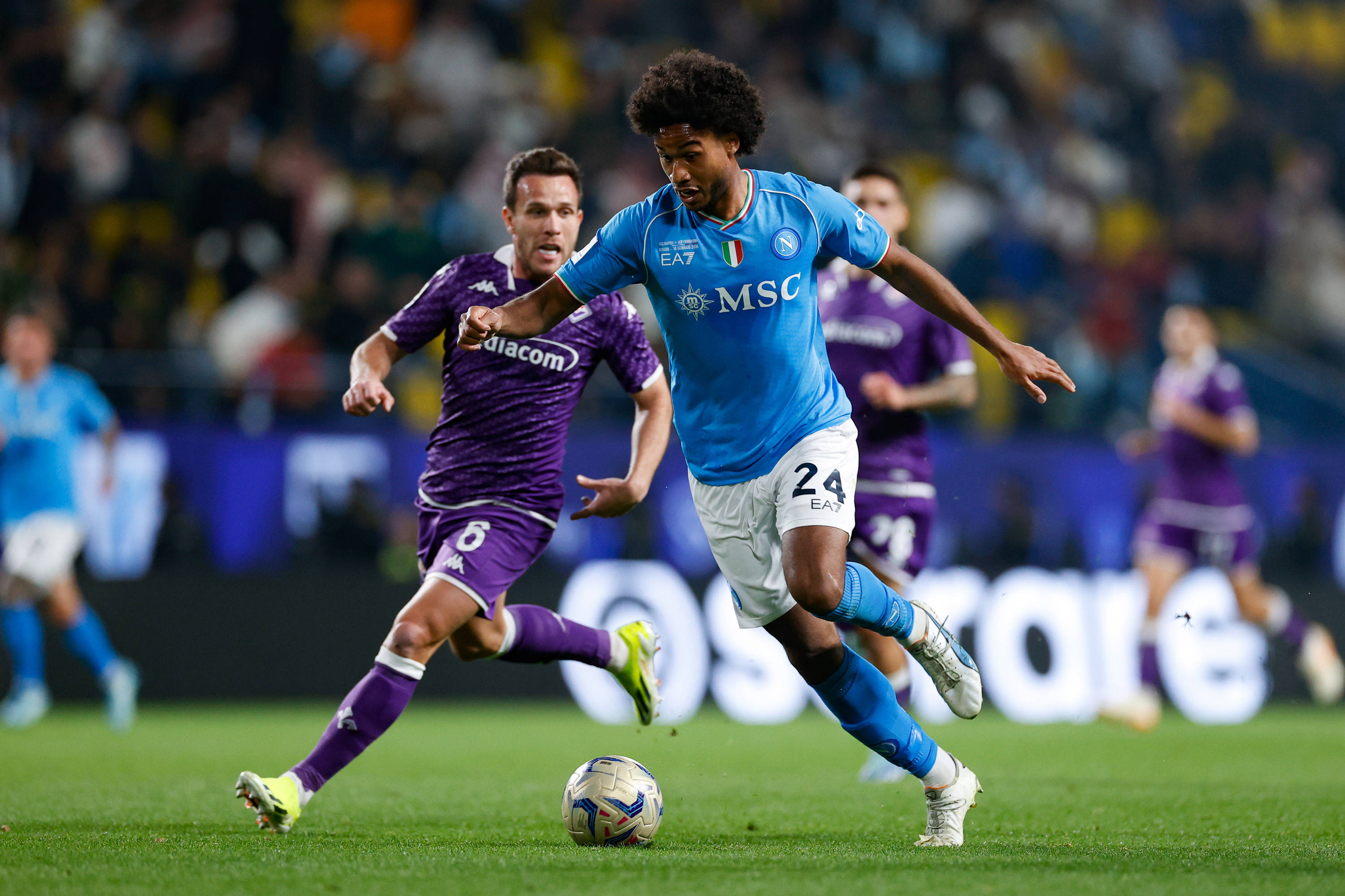 佛罗伦萨临危不惧，战胜对手的简单介绍