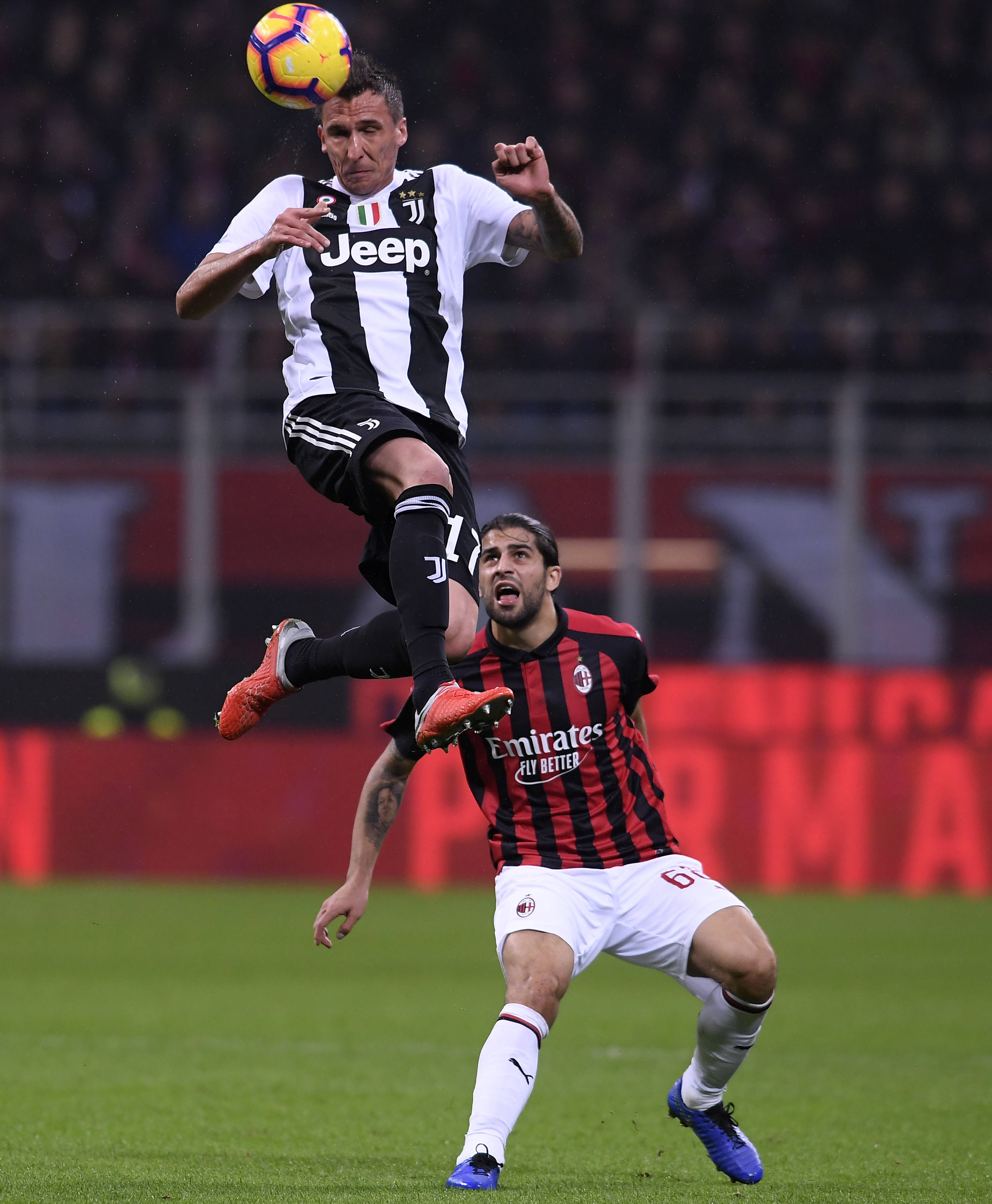 开云平台-包含AC米兰遭遇连败，危险加剧的词条