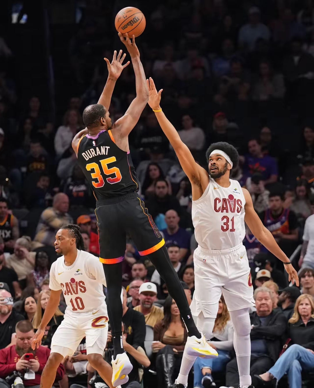 开云下载-篮网大胜独行侠，杜兰特轻松砍下30+得分