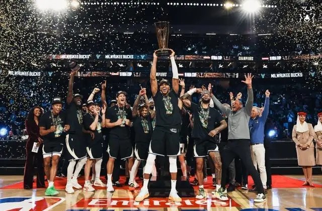 老鹰击败雄鹿,全队发挥出色 老鹰击败雄鹿,全队发挥出色