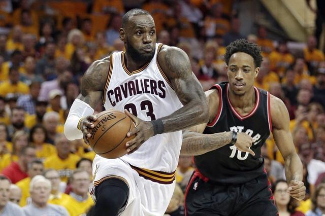 开云体育官网-猛龙赢下激烈对决晋级季后赛