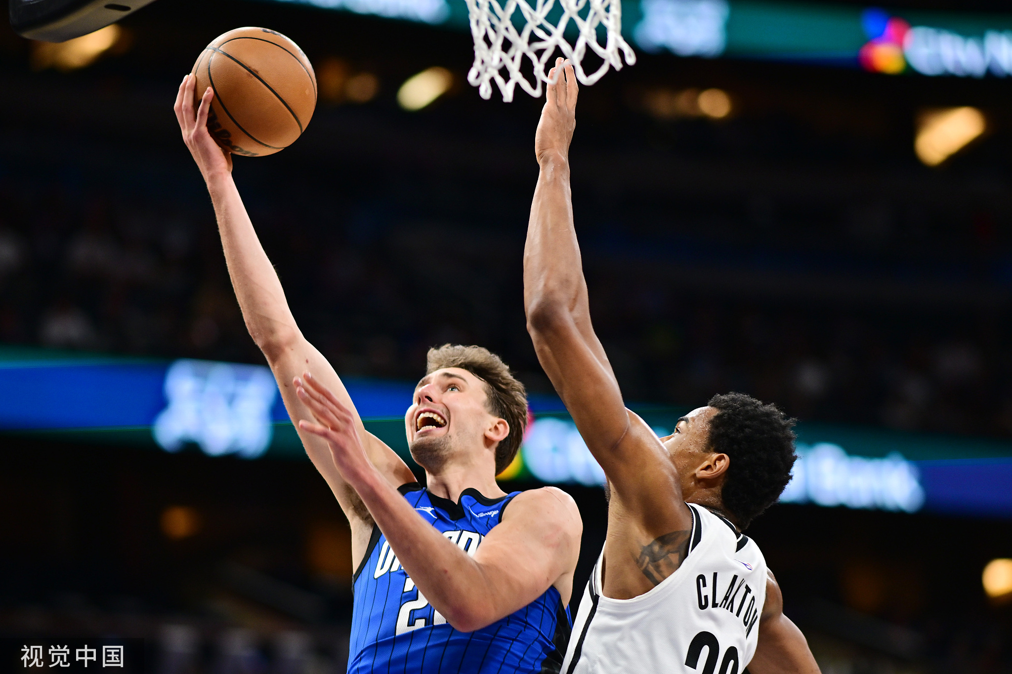 老鹰击败篮网,取得开门红 老鹰击败篮网,取得开门红